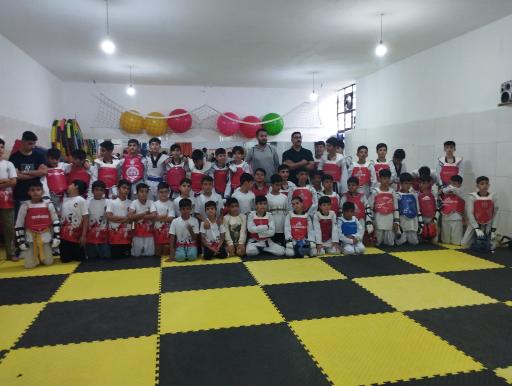 عکس آکادمی تکواندو جوانه‌ها 