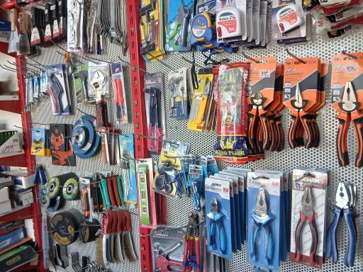 عکس رنگ و  ابزار غربی