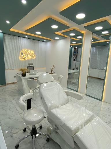 عکس کلینیک زیبایی شاین