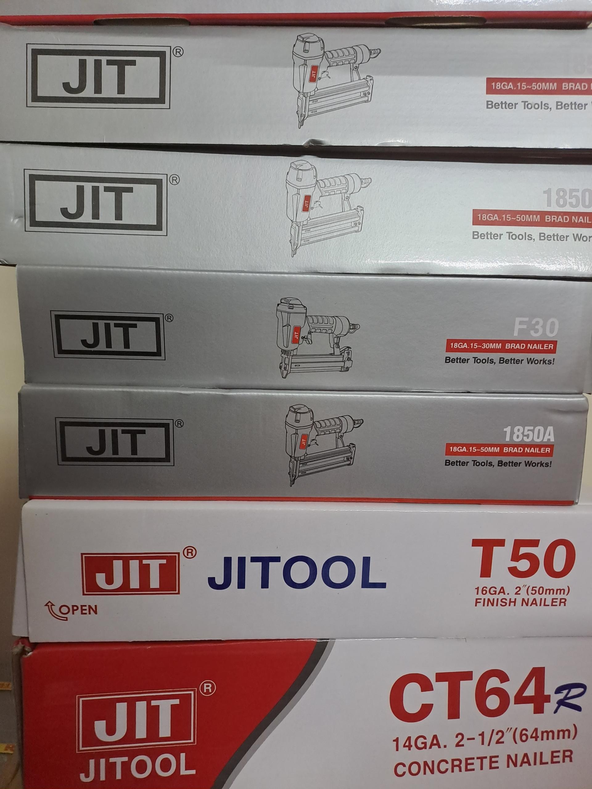 عکس دفتر فروشگاه اینترنتی ۲۰ ابزار