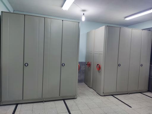 عکس تولیدی سینافرم(بایگانی ریلی،زونکن،انواع قفسه بندی)