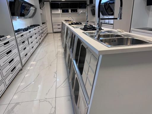 نمایندگی شیرآلات قهرمان فرامرزی