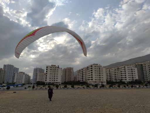 عکس باشگاه ورزشهای هوایی