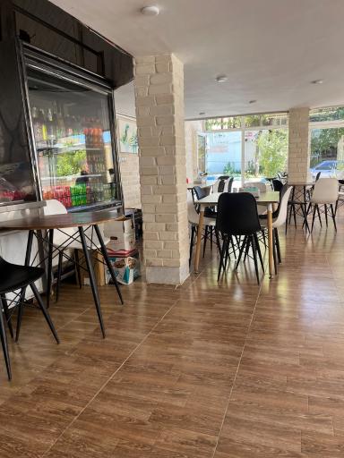 عکس رستوران بهار