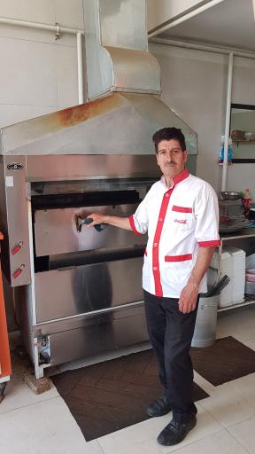 عکس رستوان و تهیه غذا علی  زارع