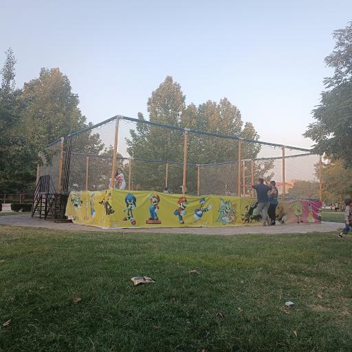 عکس ترامبولین و پرش