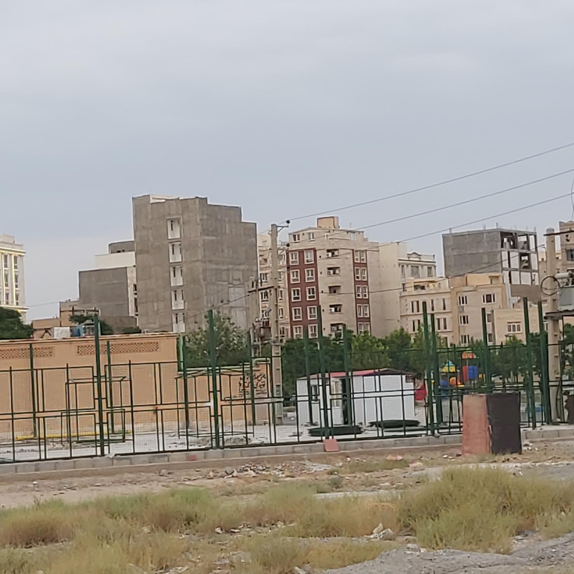 عکس زمین‌ چمن‌ مصنوعی فجر