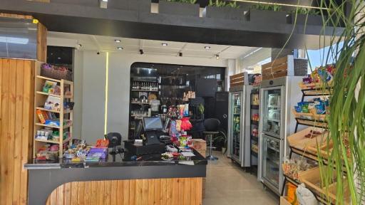 عکس میت هاوس