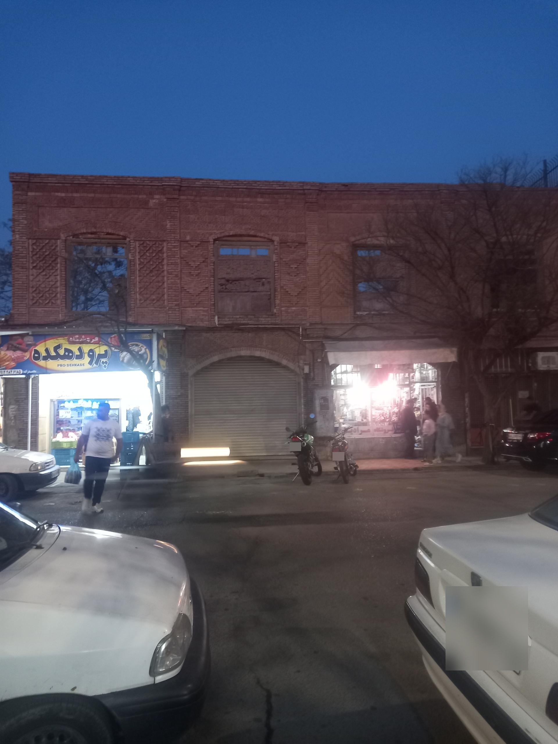 عکس نمای تاریخی آجری افشار شهر شاهین دژ