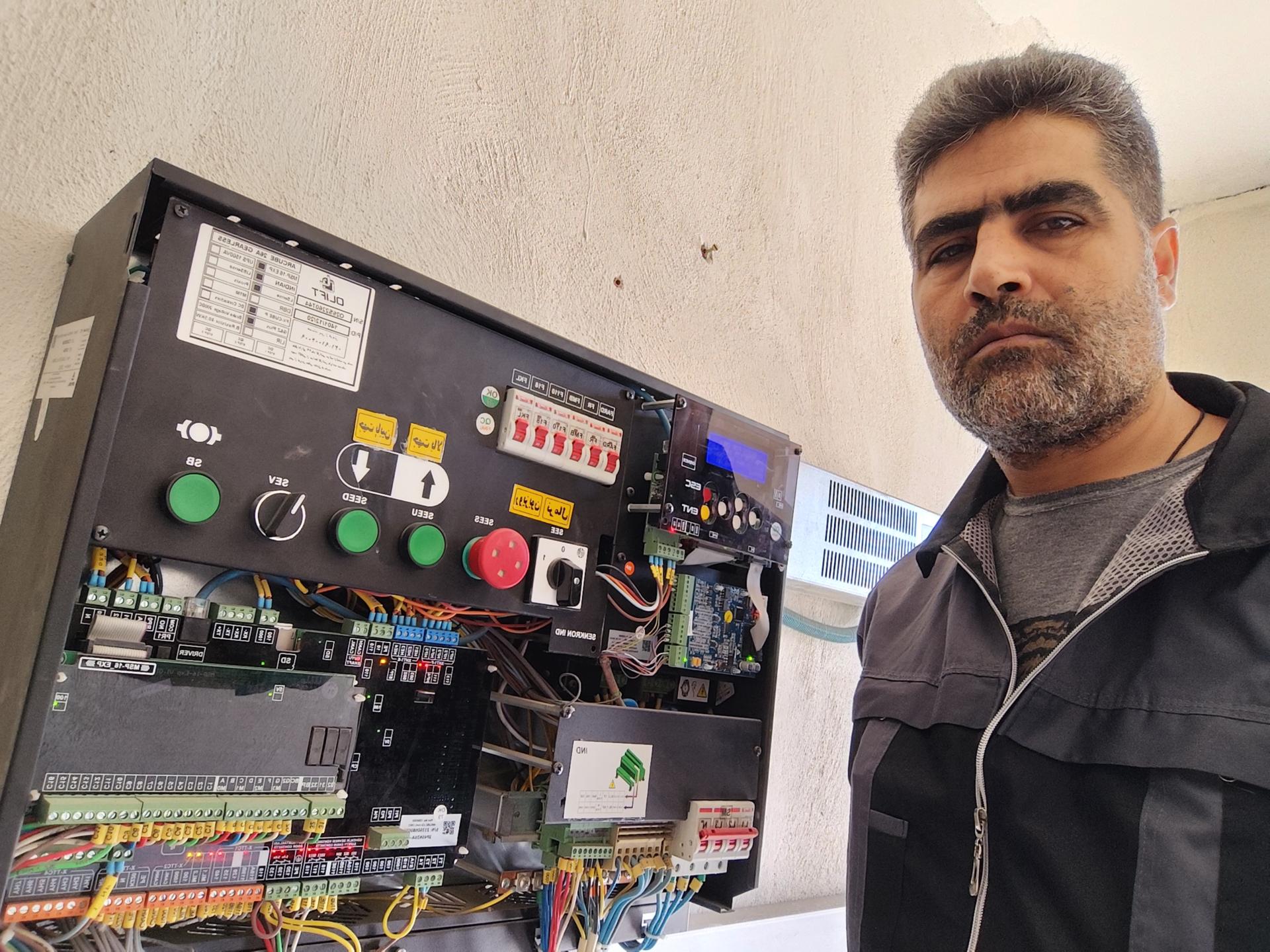 عکس آسانسور سپه بران الوند