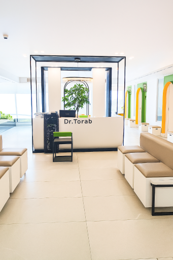 عکس طب کار دکتر تراب