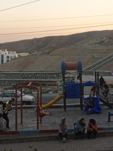 عکس زمین بازی کودکان