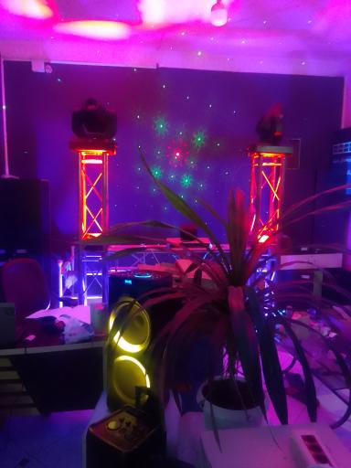 عکس تجهیزات نور و صدا سهراب