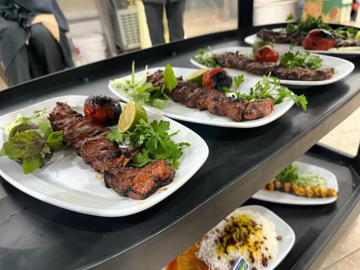 عکس رستوران سحر