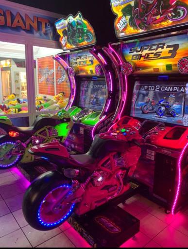 عکس شهربازی سرزمین جادویی روشا