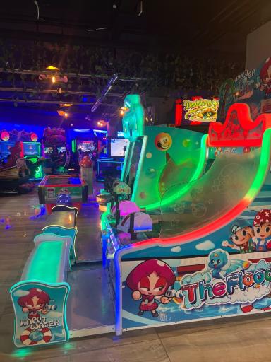 عکس شهربازی سرزمین جادویی روشا