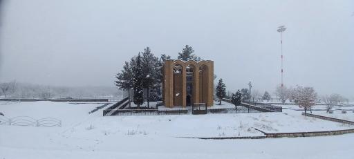 عکس آرامگاه میر رضی الدین آرتیمانی