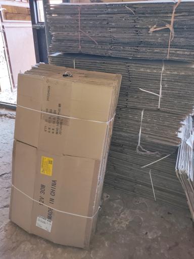 عکس کارتن فروشی اعتمادی