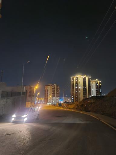 عکس برج یاس