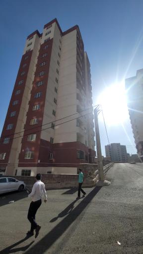 عکس برج یاس