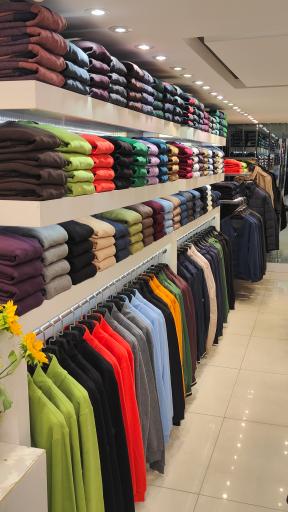 عکس فروشگاه پوشاک آرین