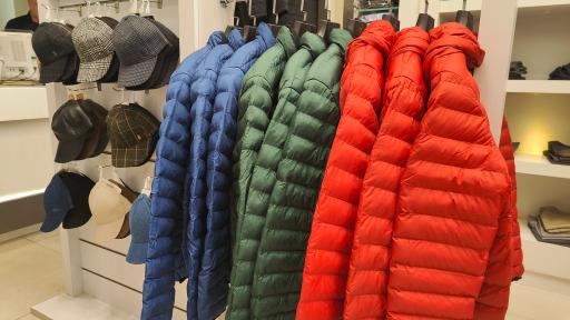 عکس فروشگاه پوشاک آرین