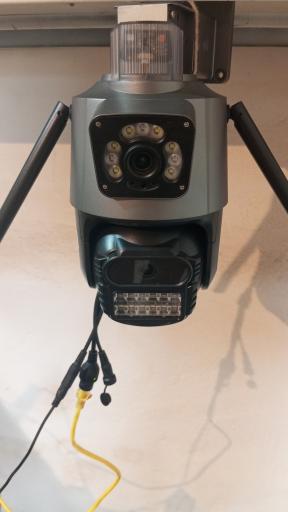 عکس نصب دوربین مداربسته دانشگر 