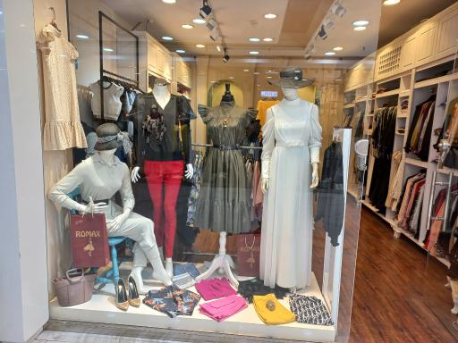 عکس رومکس شاپینگ