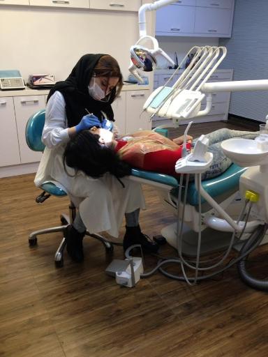 عکس دکتر آناهیتا روحانی