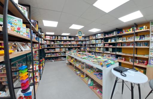 عکس کتابشهر ایران (شعبه اردکان)