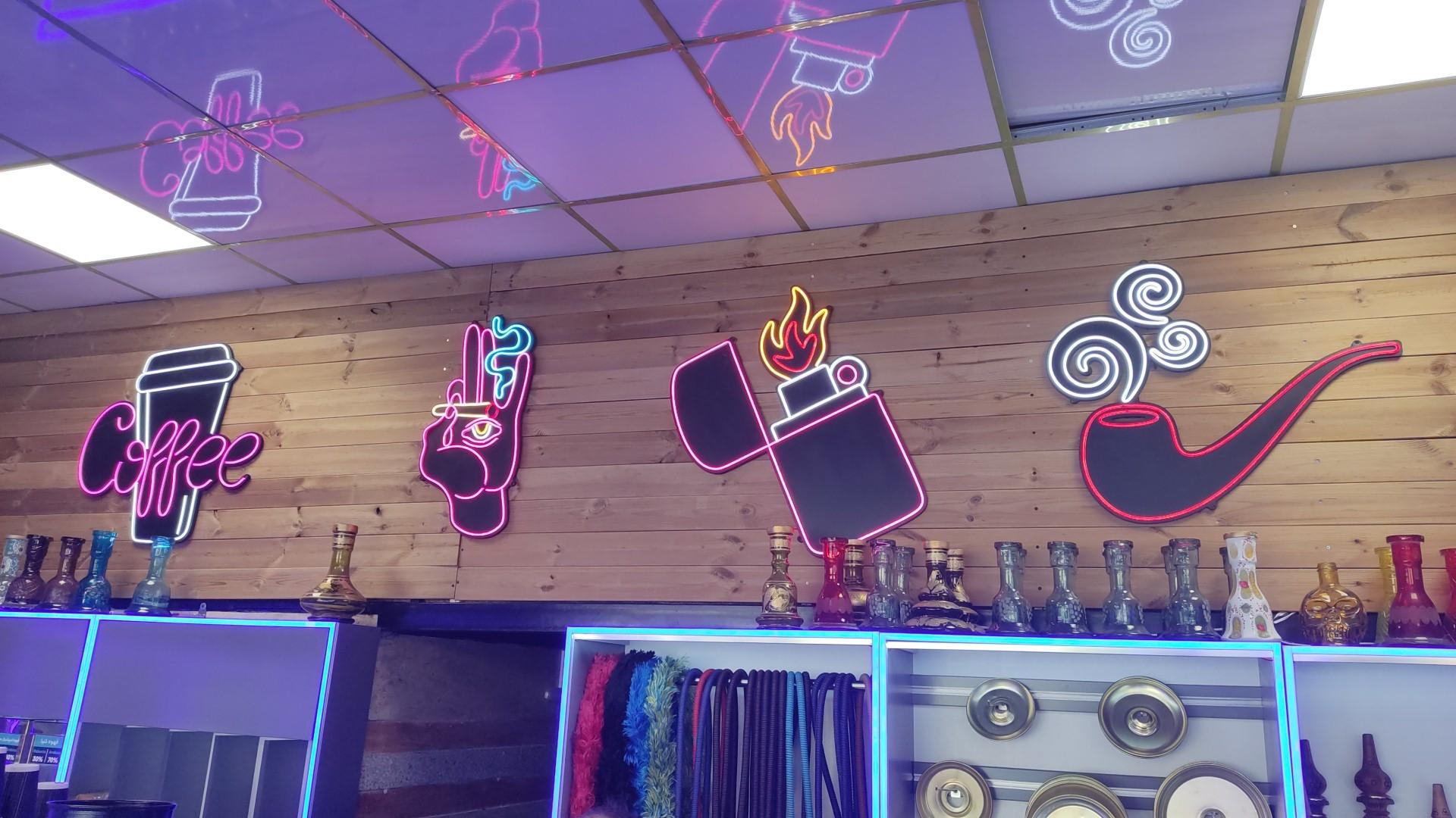 عکس دخانیات نوید فردوس غرب