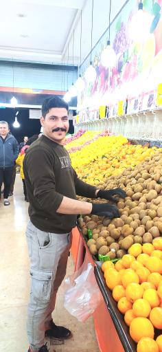 عکس میوه و سبزی فروشی نرخ شکن برادران بهرامی