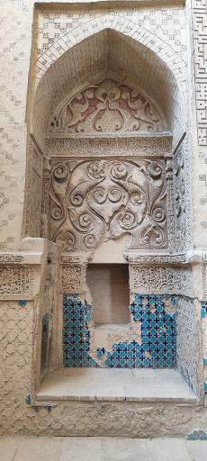 عکس بقعه پیر شهر پیربکران