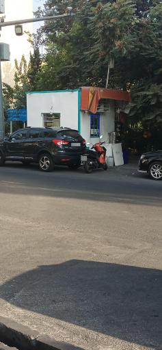 عکس دکه روزنامه فروشی