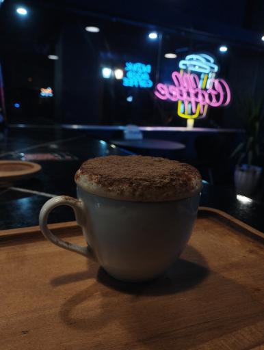 خانه قهوه امید