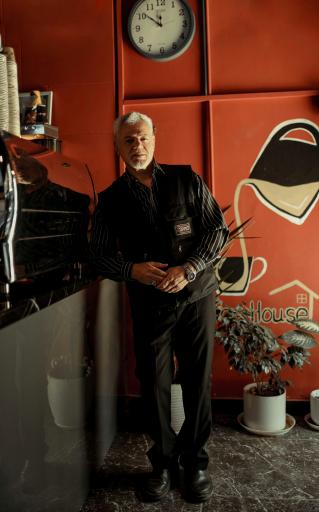 عکس خانه قهوه امید