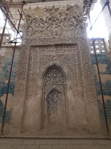 عکس بقعه پیر شهر پیربکران