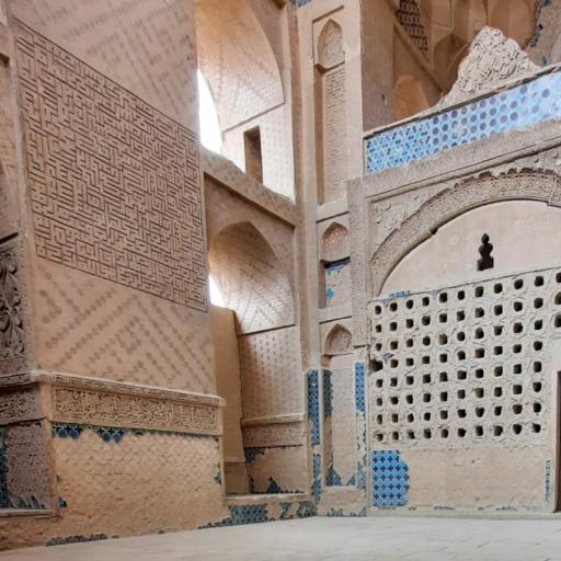 عکس بقعه پیر شهر پیربکران