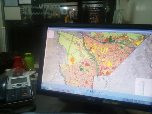 عکس مشاور املاک بهارستان