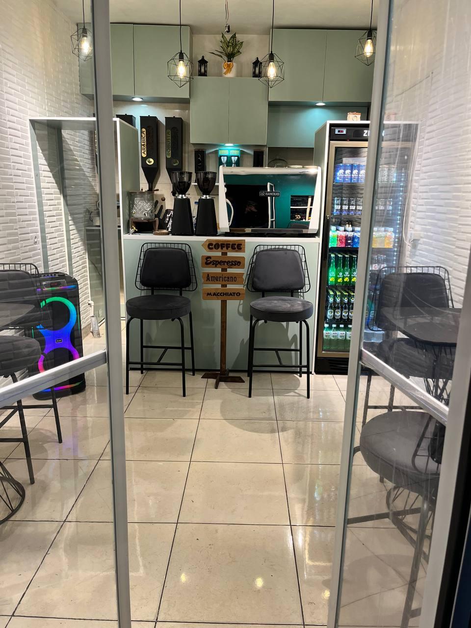 عکس کافه شارونا