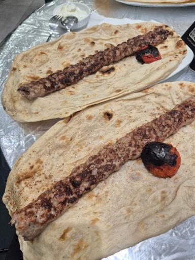 عکس نان داغ و کباب داغ امیر کبیر