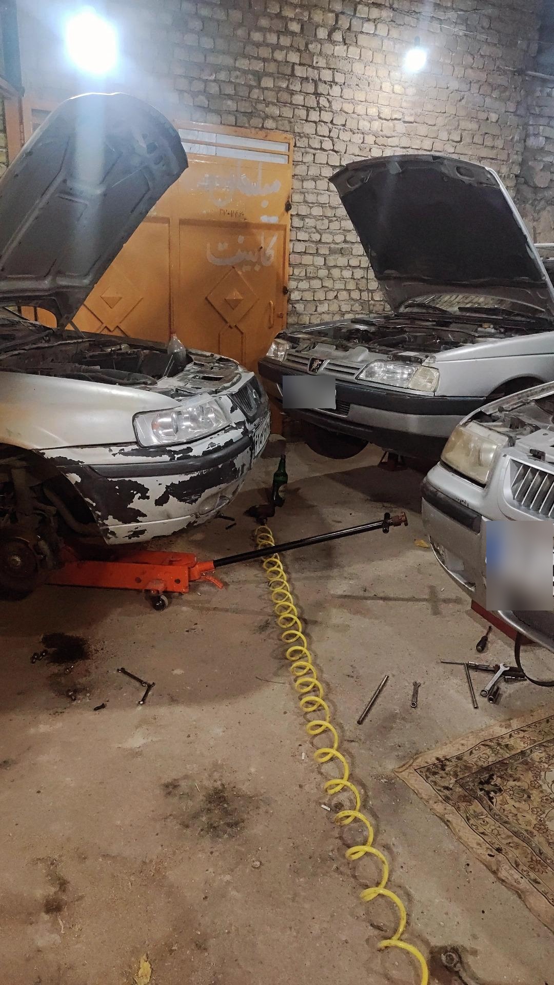 عکس اتومکانیک مرادی 