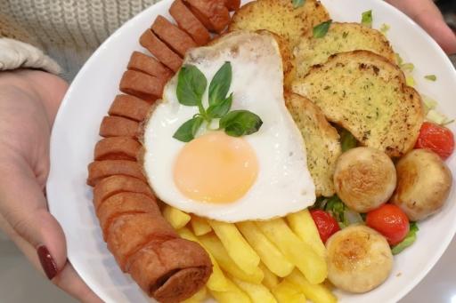 عکس کافه نوژین 