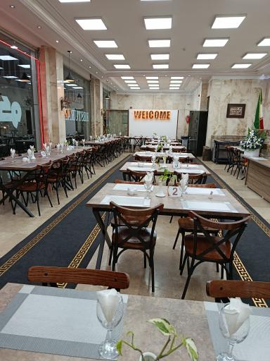 عکس رستوران دیاکو