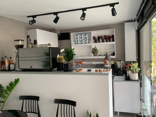 عکس کافه فیکا