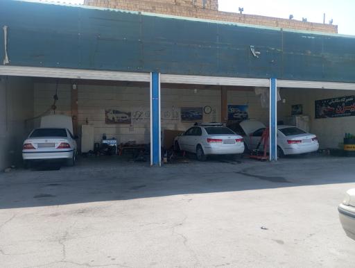 عکس تعمیرگاه مکانیکی بیژن