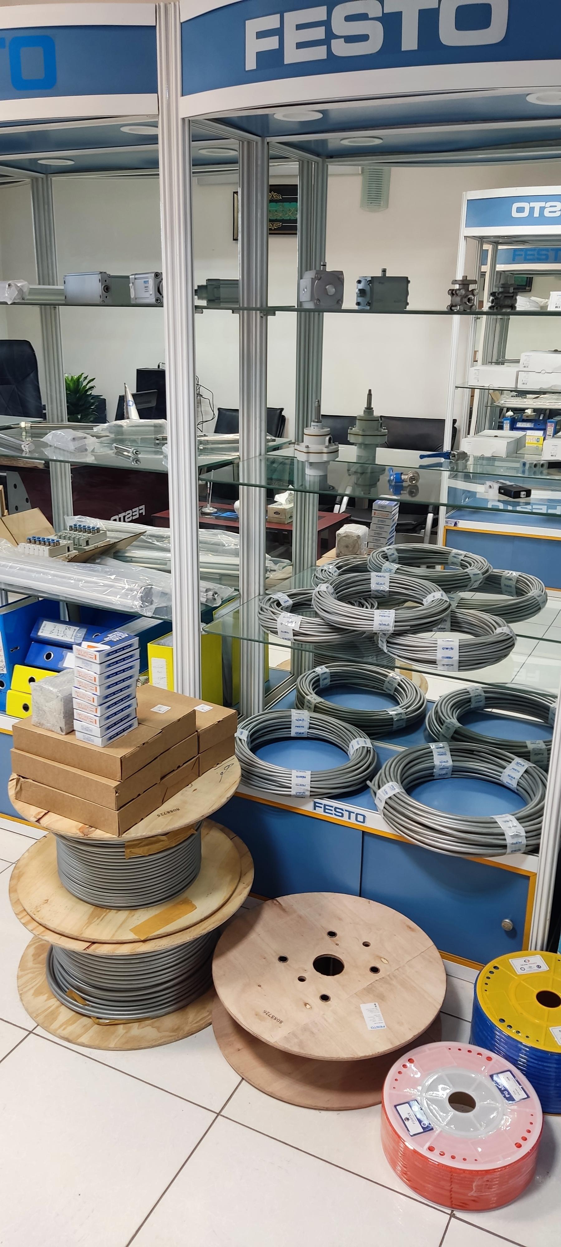 عکس اتوماسیون صنعتی خیام FESTO