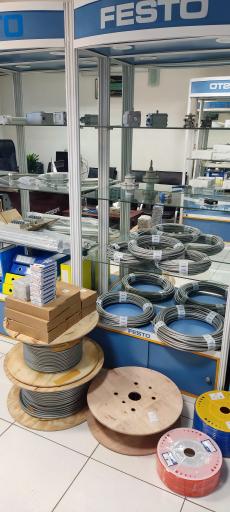 عکس اتوماسیون صنعتی خیام FESTO