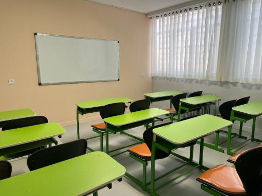 عکس دبستان پسرانه هدف