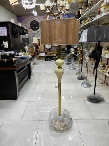 عکس گروه تولیدی لوستر و آباژور